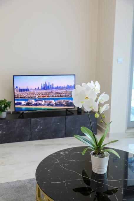 Deal!!! Brand New 1 Bed Condo In The Heart Of Dubai Marina Dış mekan fotoğraf